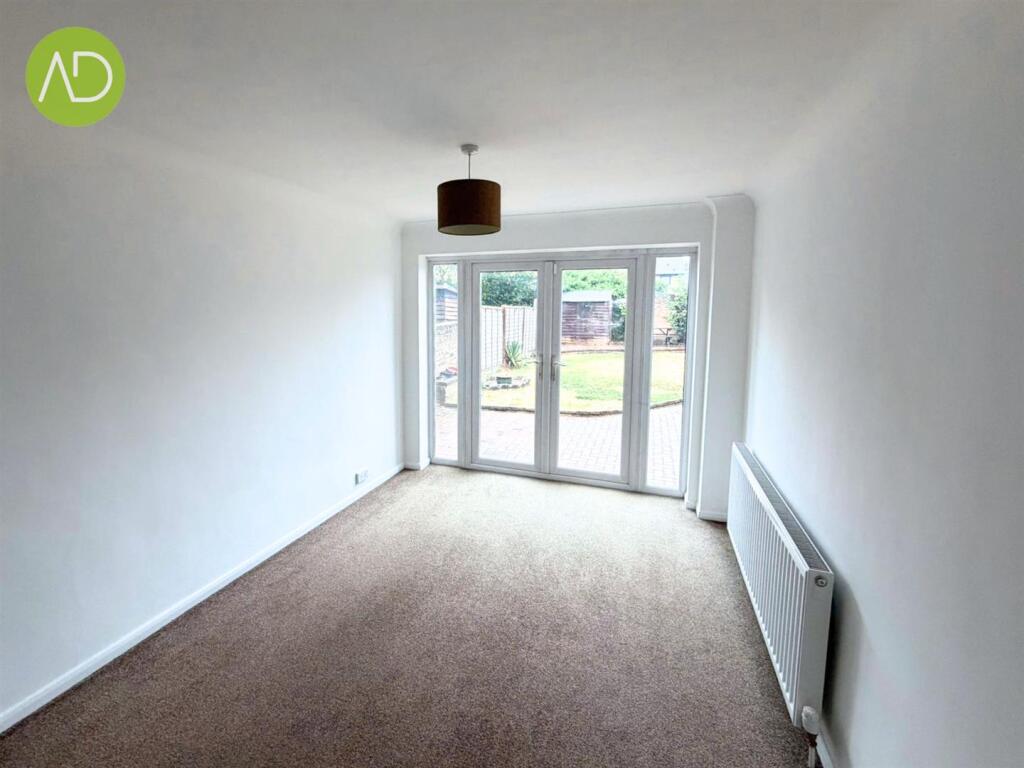 House in Enfield - View 4