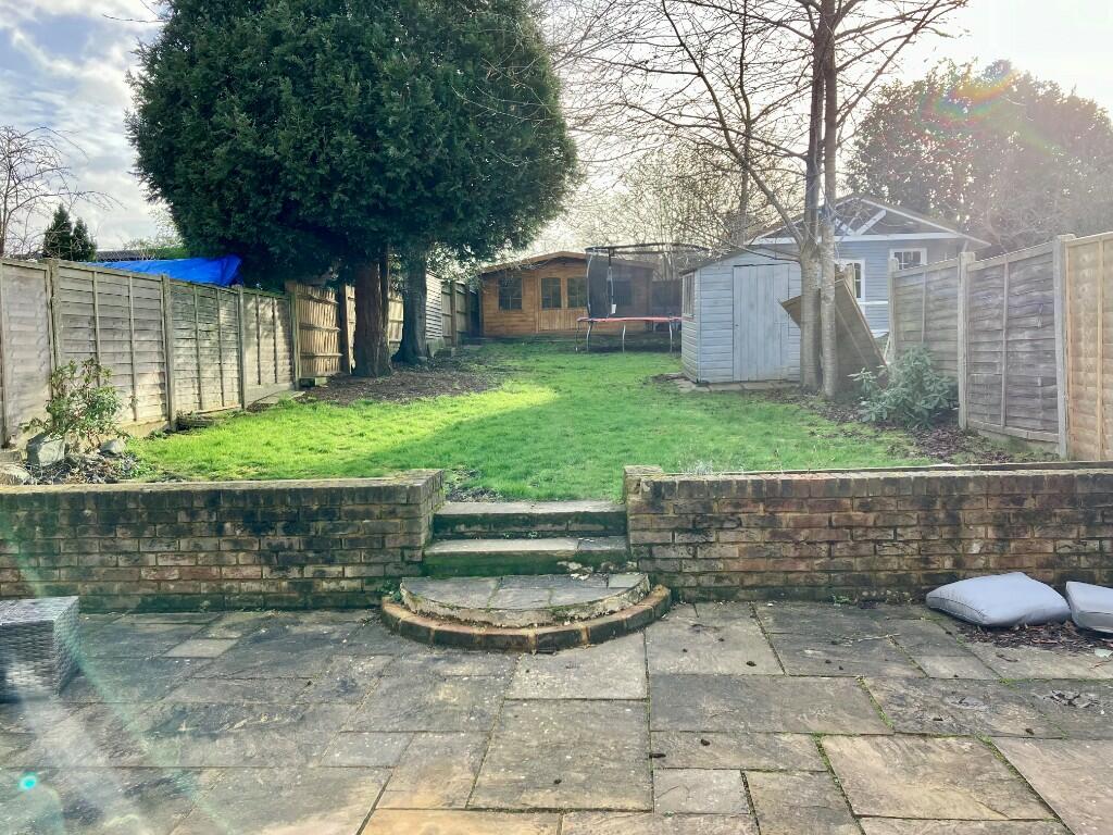 Main image of property: Beech Road, St. Albans, Hertfordshire, AL3 5AW