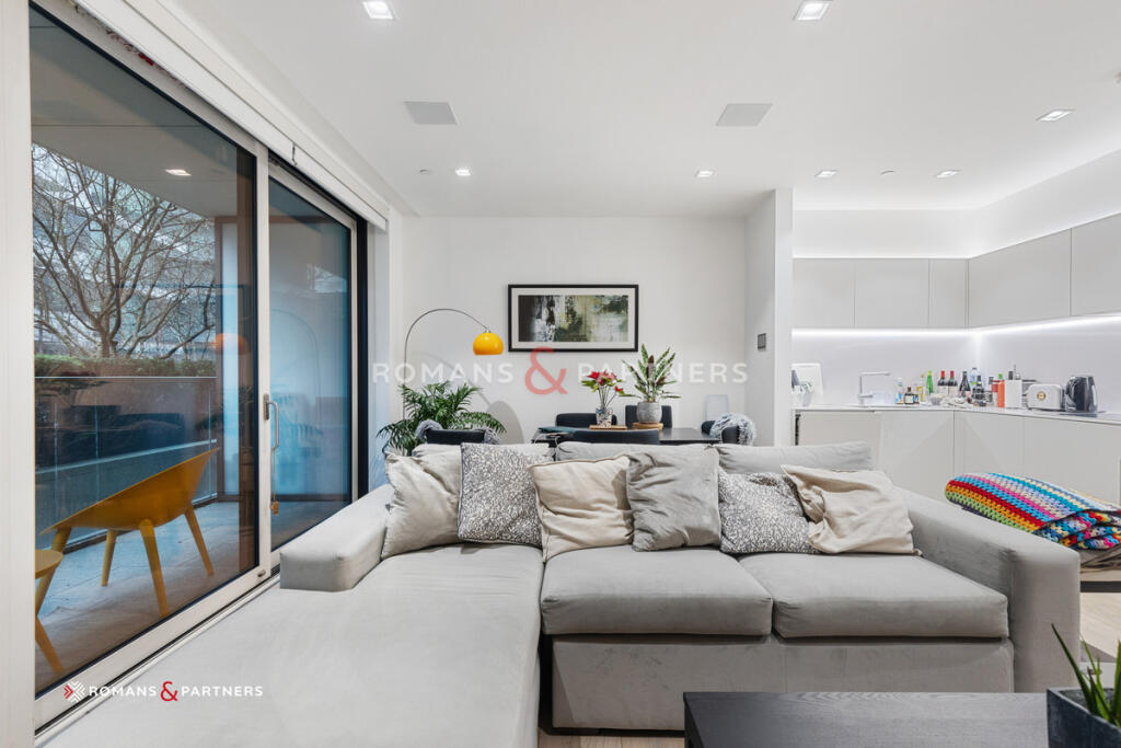 Main image of property: Tudor House, One Tower Bridge, SE1