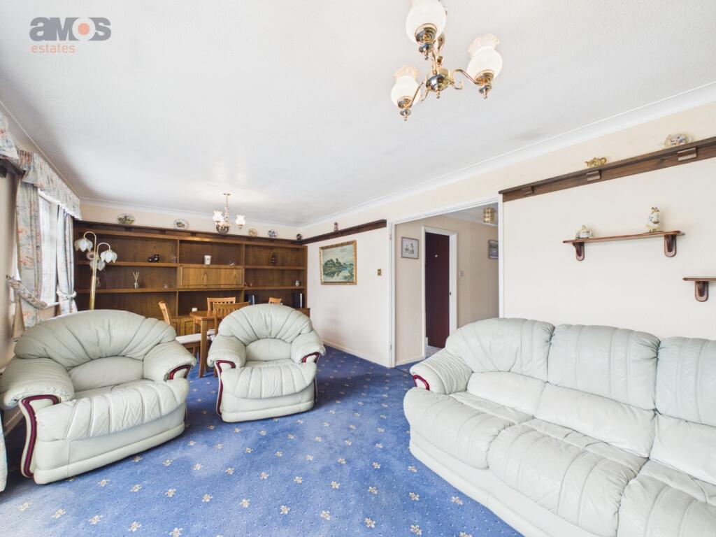 House in Castle Point, Essex - View 5