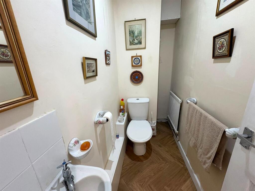 Apartment in Cardiff, Maesteg - View 5
