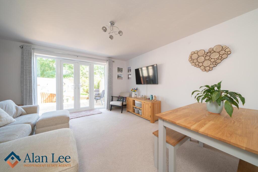 House in Stockport - View 2