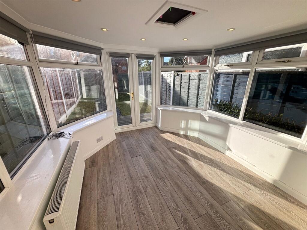 House in Telford - View 4