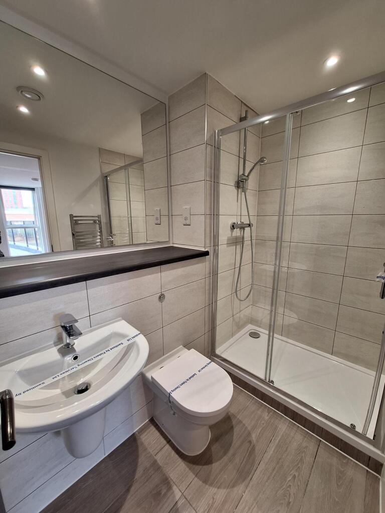 Apartment in Manchester - View 5