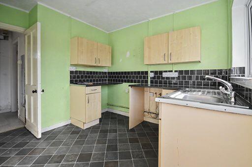 House in Taunton - View 5