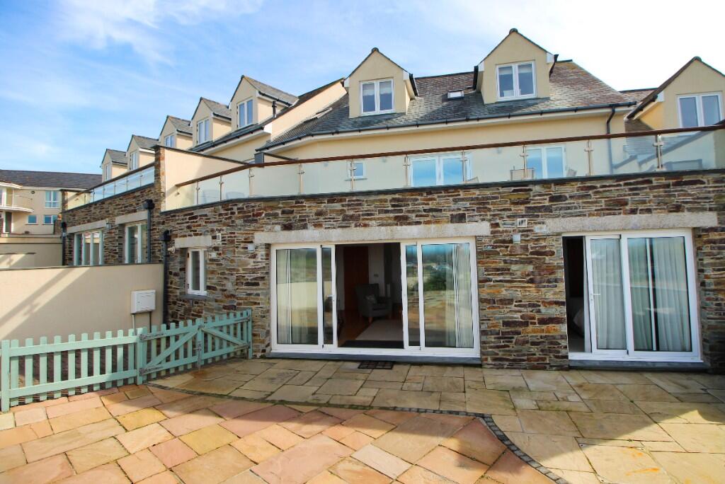 Main image of property: Treyarnon Bay, PL28