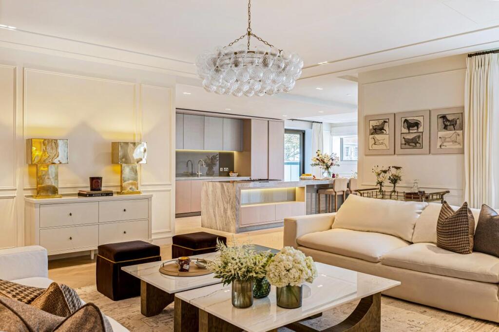 Main image of property: Holland Park Gate, 261 Kensington High Street, London, W8 6NA