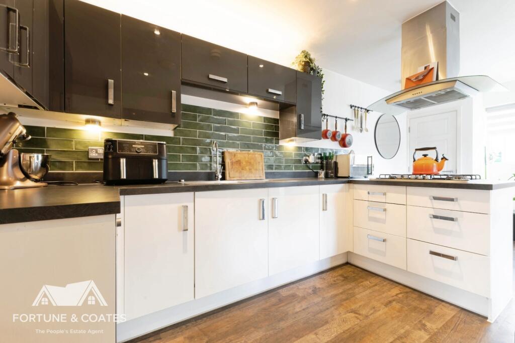 Apartment in Chelmsford - More