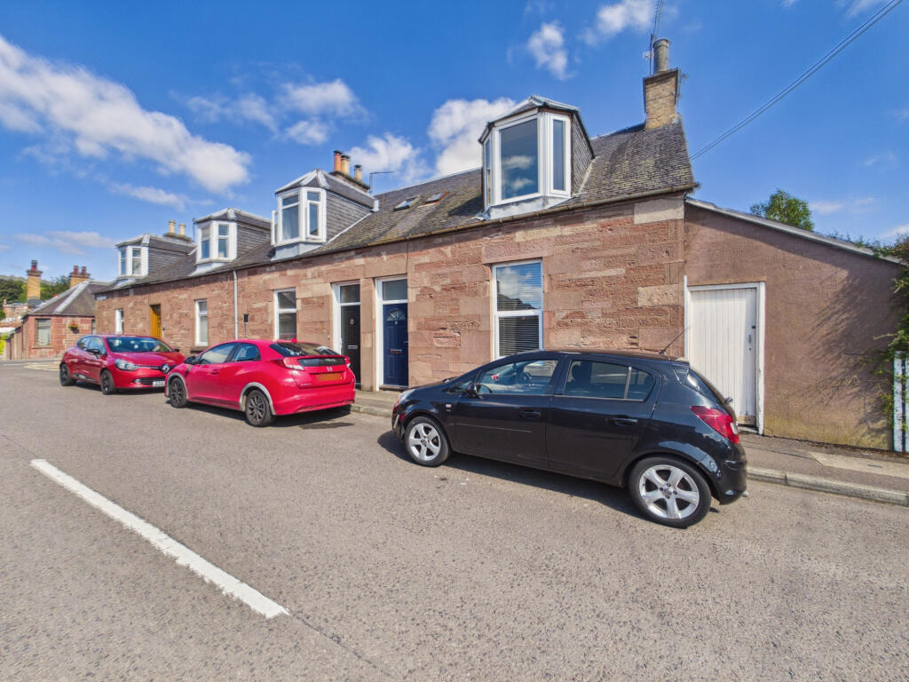 Main image of property: 6 Castle Street, Blairgowrie, Perthshire, PH10