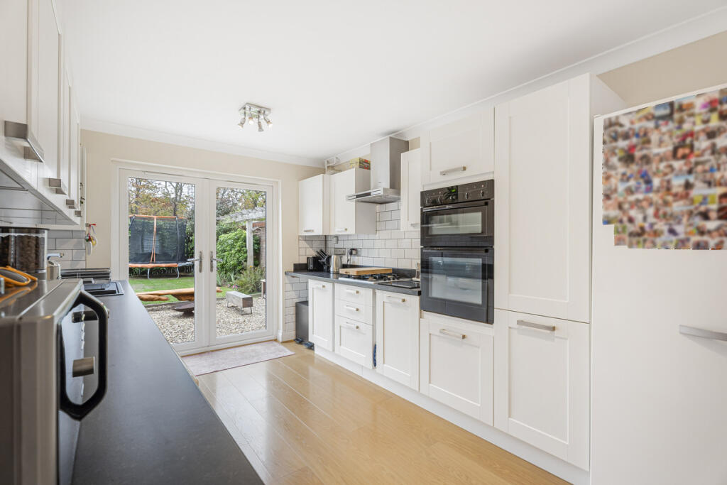 House in South Oxfordshire, Ladygrove, Didcot - View 3