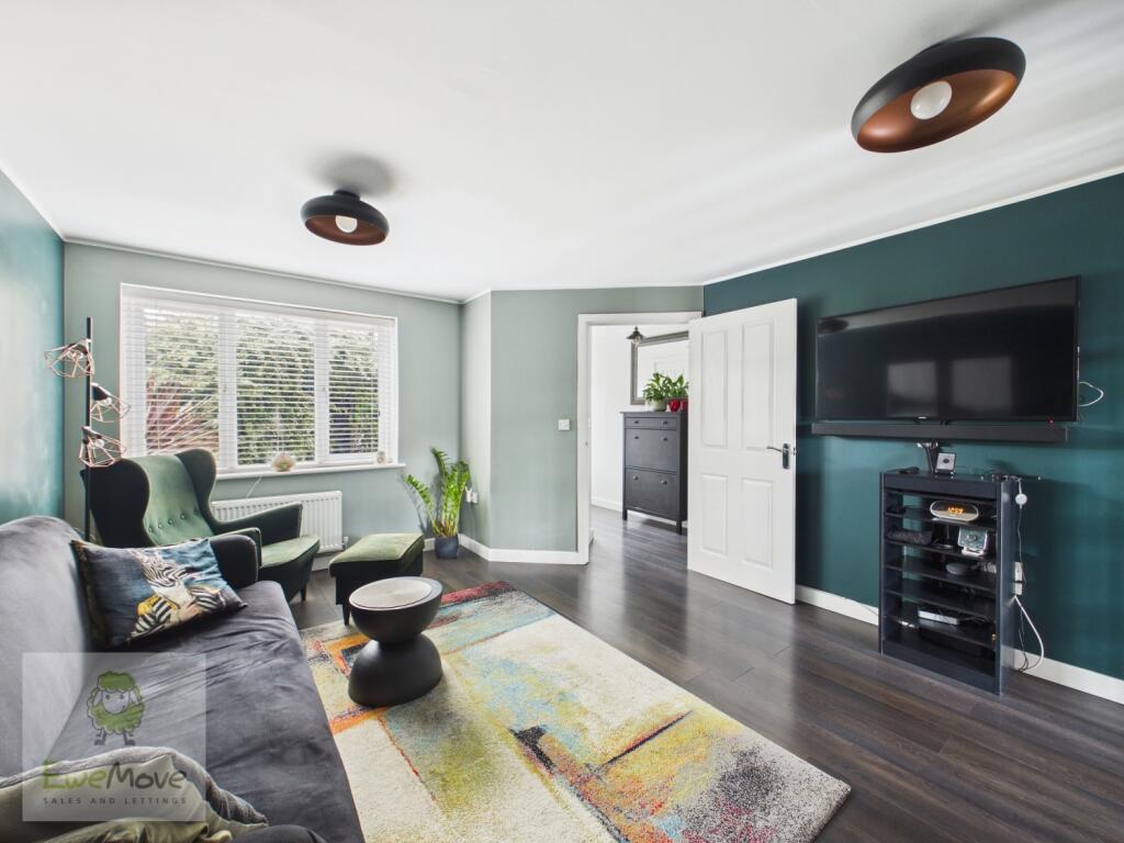 Rivenhall Court, Hoo, Rochester, ME3 9FL - View 4