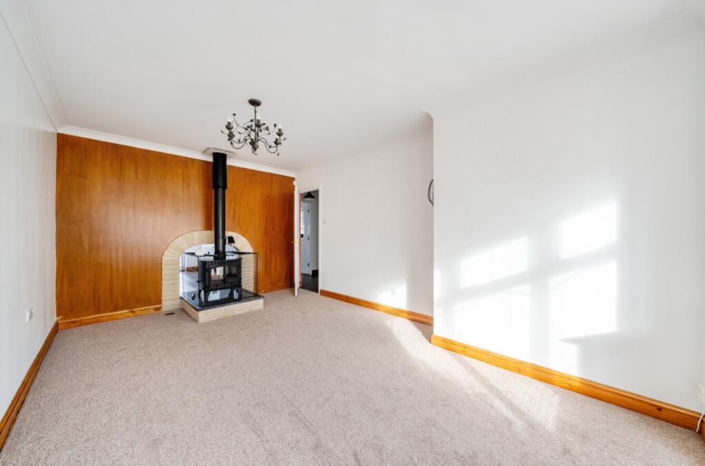 Odin Court, Scartho Top, Grimsby, Lincolnshire, DN33 photo 2