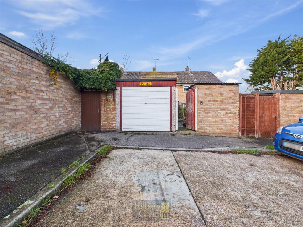 Ardleigh, Basildon, Essex, SS16 photo 2