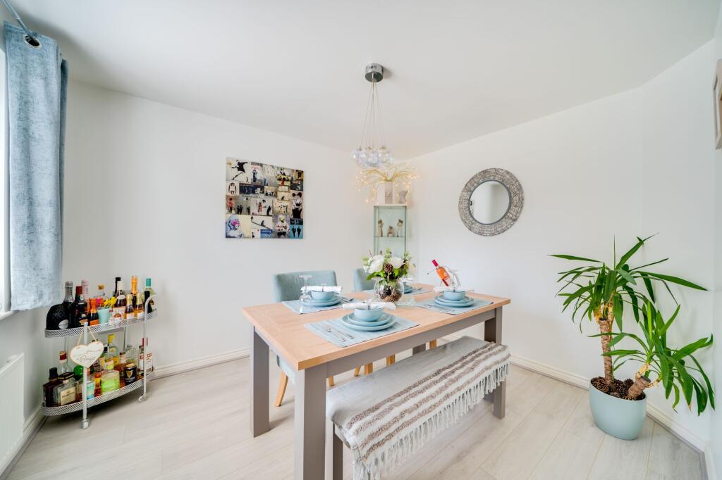 42, Stone Drive, Shifnal, TF11 photo 4