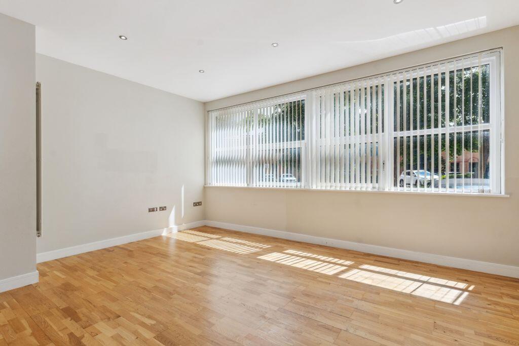 Apartment in Slough - View 3