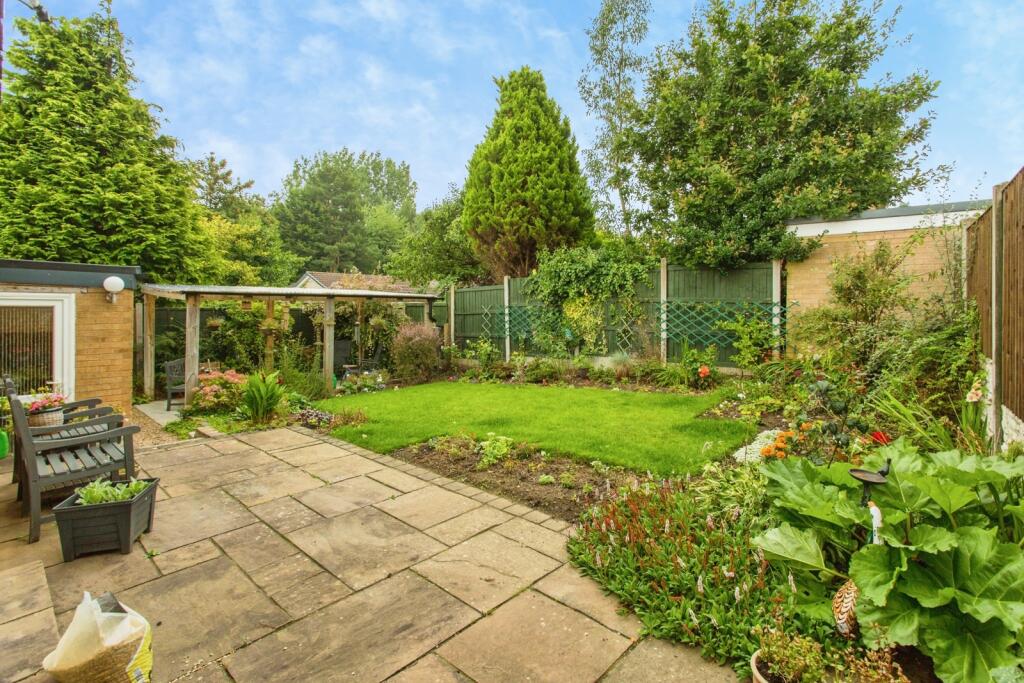 House in Chorley, Clayton-le-Woods - View 2