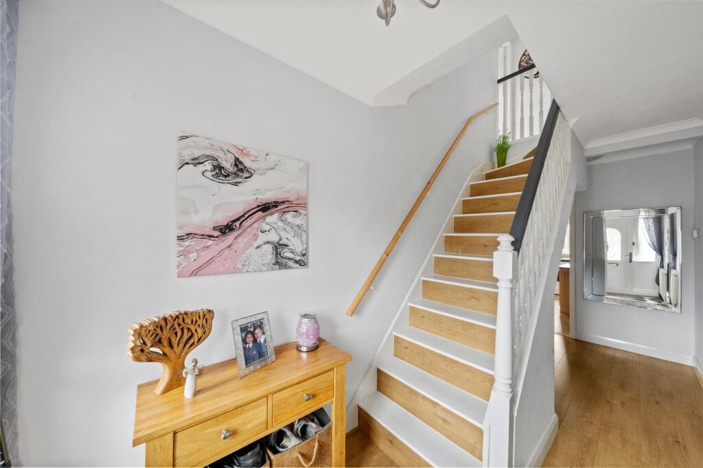 House in Wigan, Ashton-in-Makerfield - More