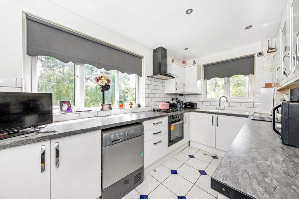 Main image of property: Rosendale Road, Dulwich, London, SE21