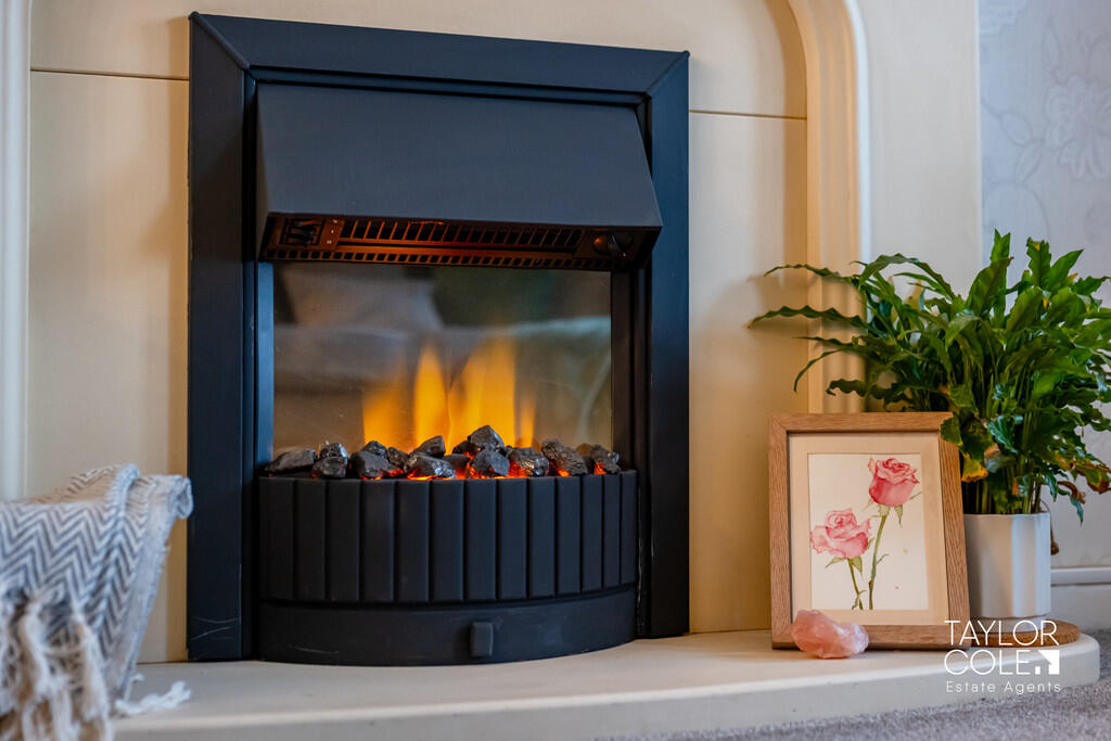 Additional image 5 of Dosthill Road, Two Gates