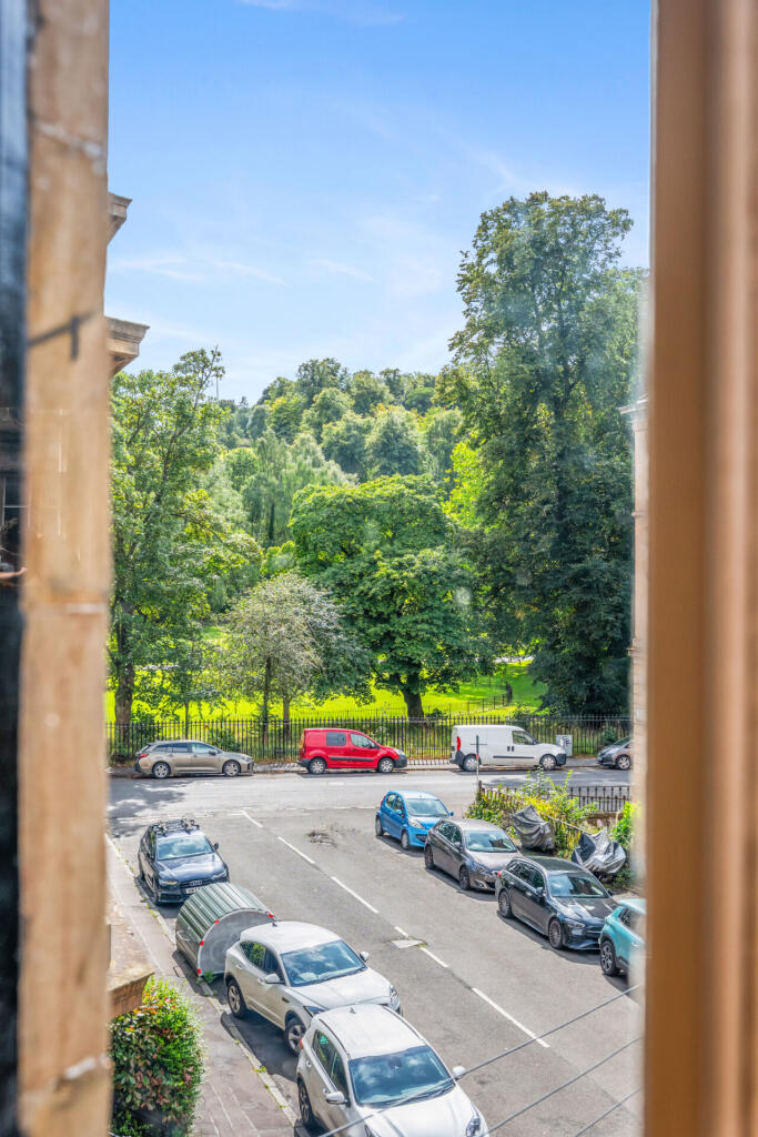 Apartment in Glasgow - View 4