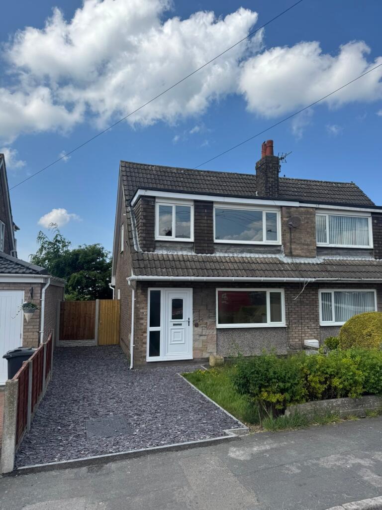 Main image of property: 5 Jackson Close, Haskayne, Ormskirk, L39