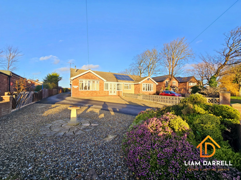 3-bed semi-detached on Scarborough Road, Filey, North Yorkshire, £325,000