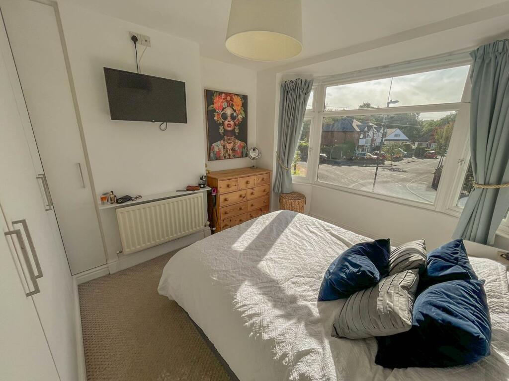 House in Rugby, Warwickshire - View 5