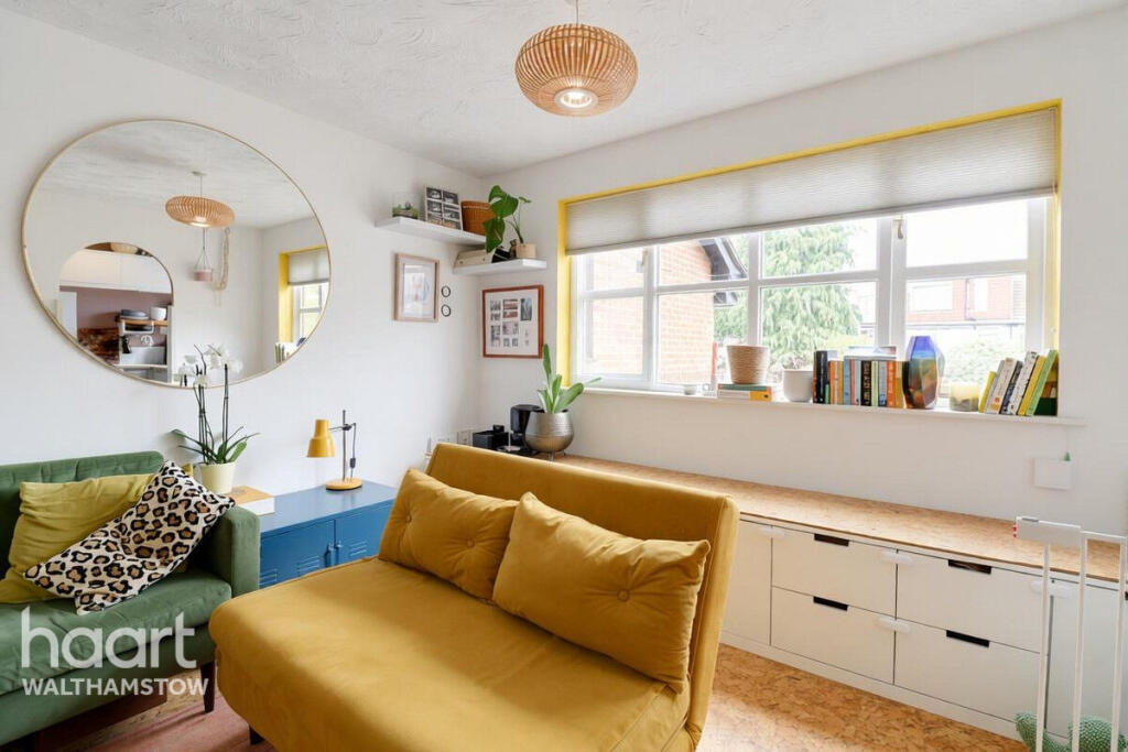 Apartment in London - View 4
