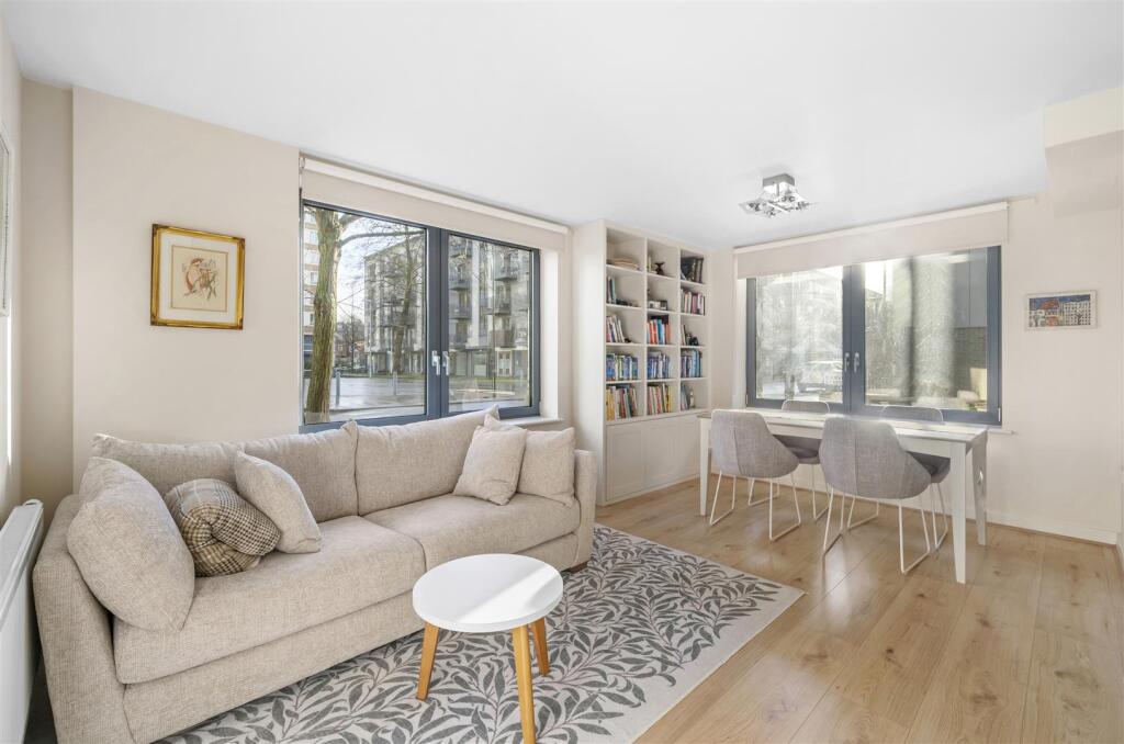 Main image of property: Hollyfield, Finsbury Park