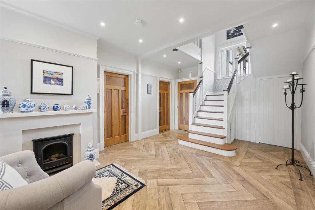 House in Stockport - View 4