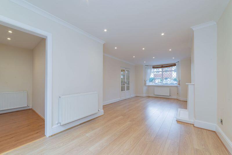 3 bedroom town house for rent
