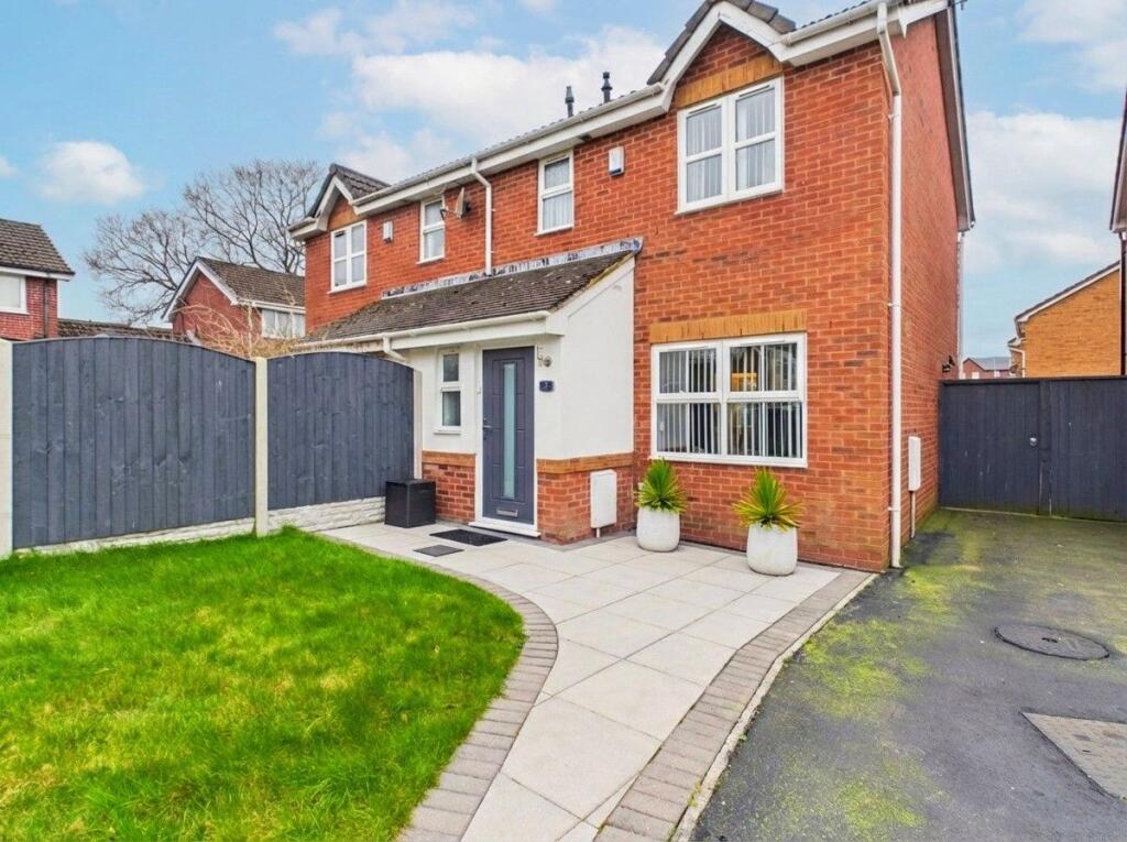 Main image of property: Headingly Avenue, Skelmersdale, WN8 8JJ