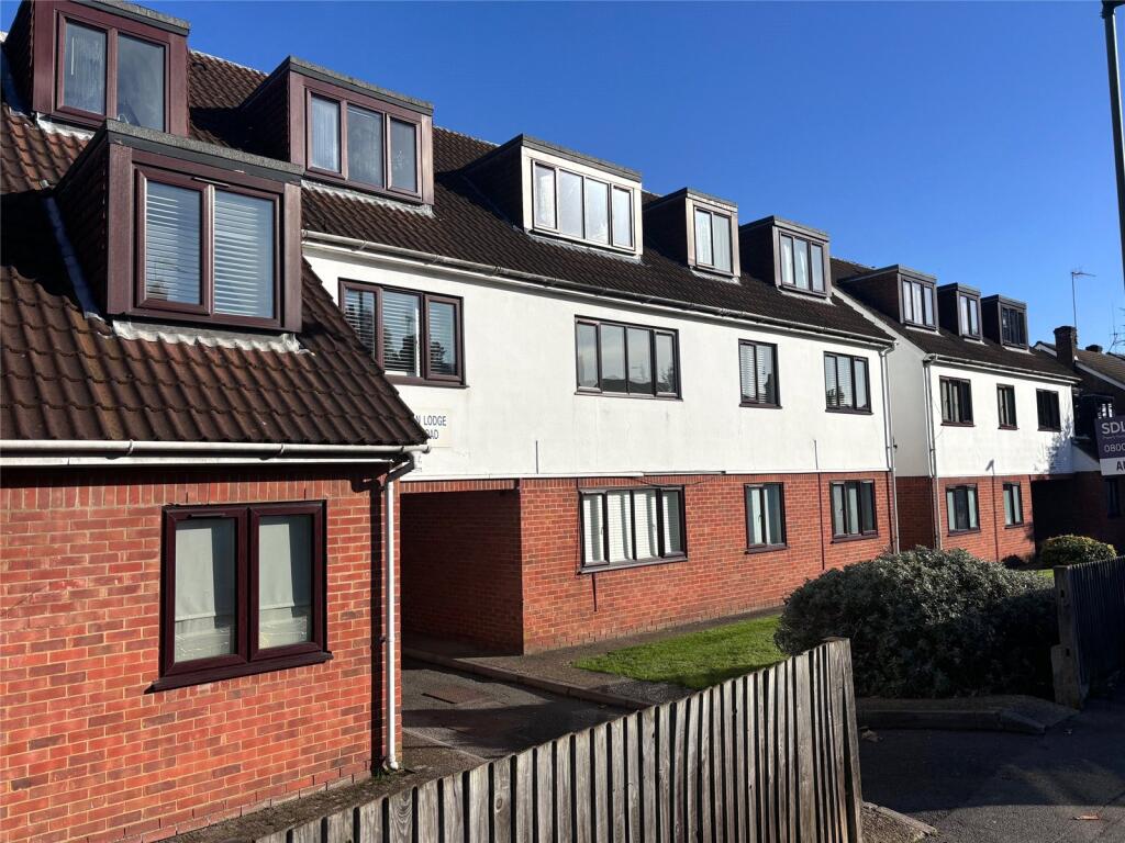 Main image of property: Sheridan Lodge, 38 Potters Road, Barnet, Hertfordshire, EN5