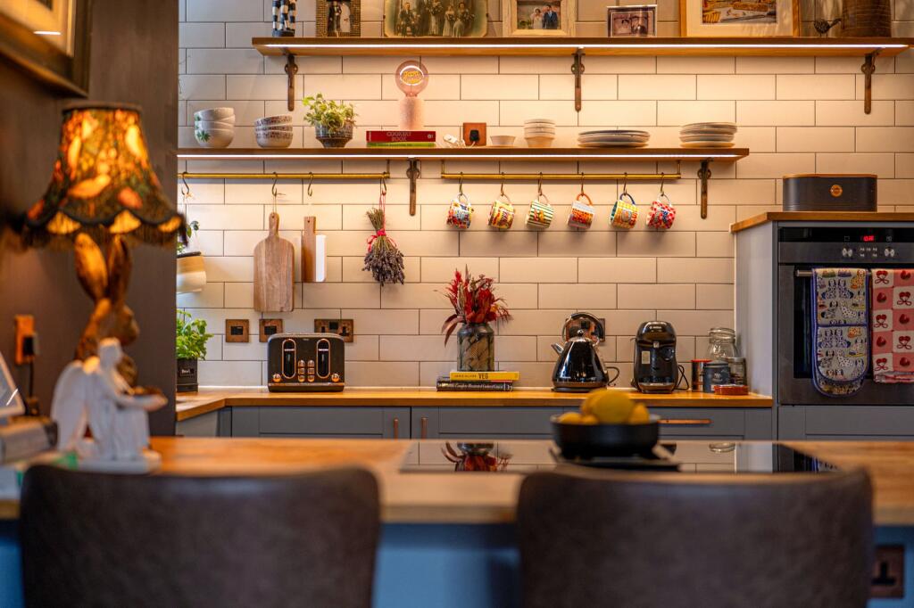 Apartment in Glasgow - More