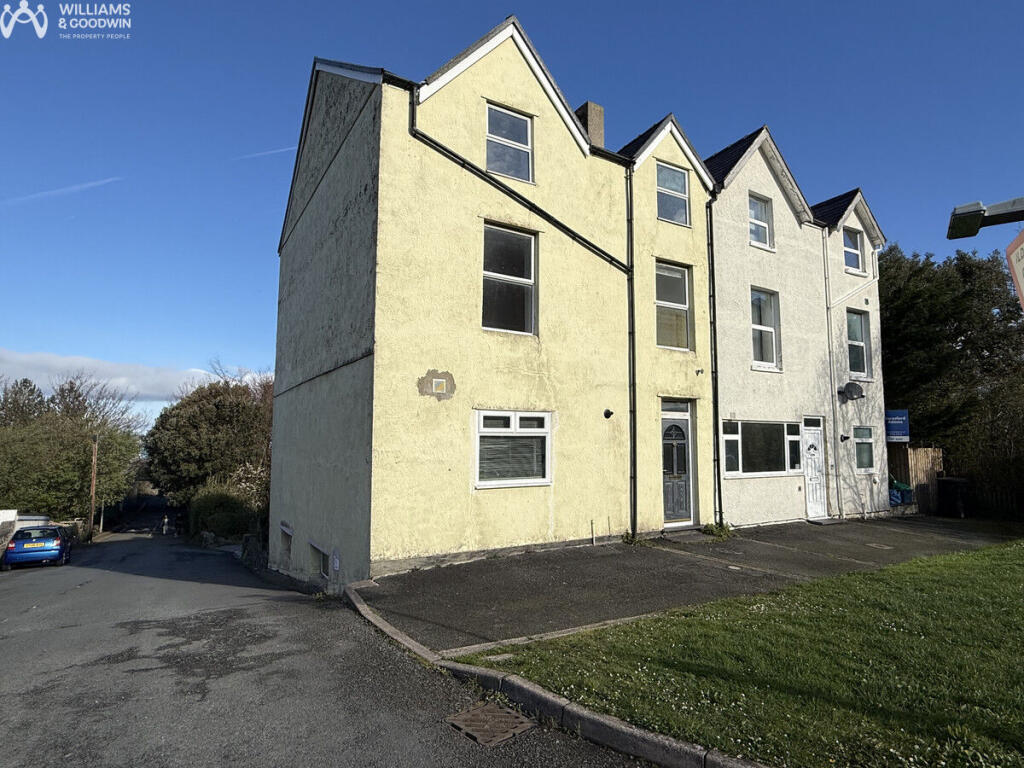 3-bed semi-detached on Penmaenmawr Road, Llanfairfechan, Conwy, LL33, £245,000