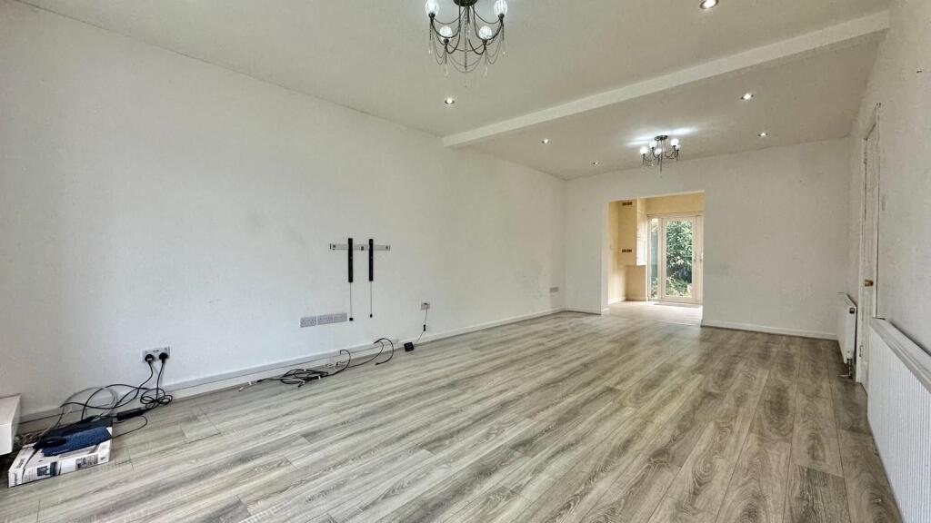 Nunts Lane, Holbrooks, Coventry, CV6 4GJ photo 4