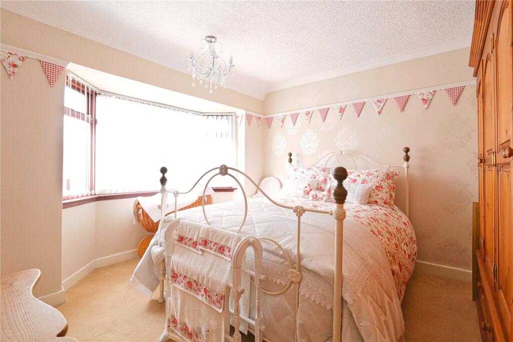 Moorfield Avenue, Denton, Manchester, Greater Manchester, M34 photo 4