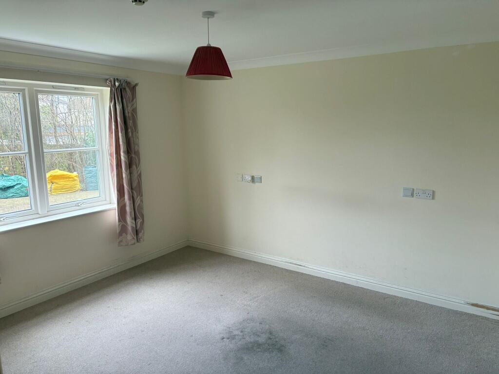 Florence Court, Trowbridge photo 4