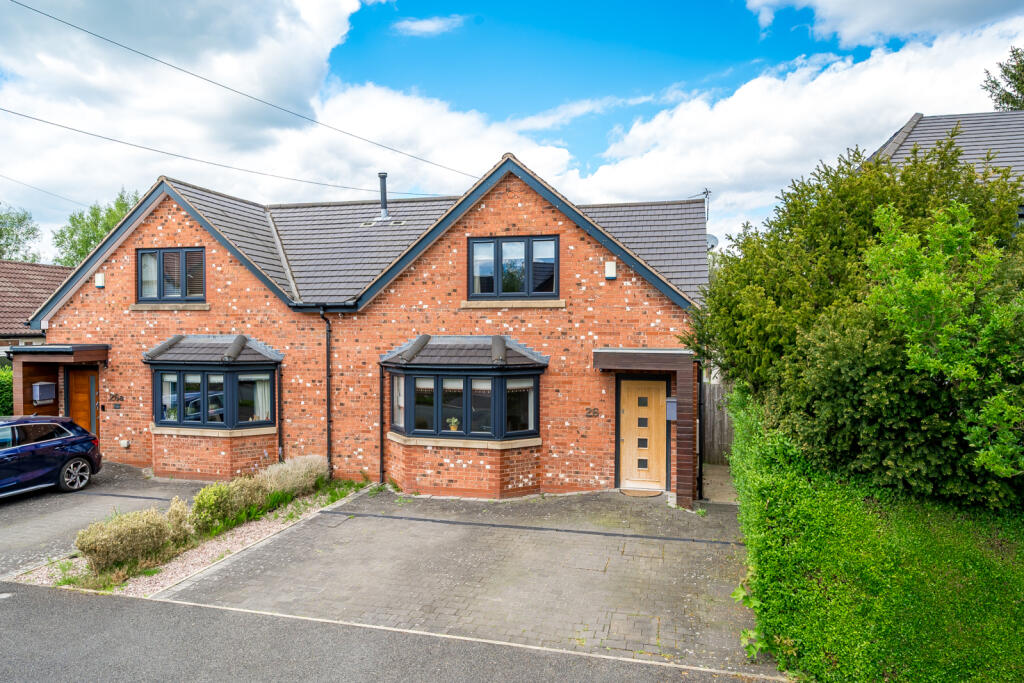 Main image of property: The Circuit, Wilmslow, Cheshire, SK9