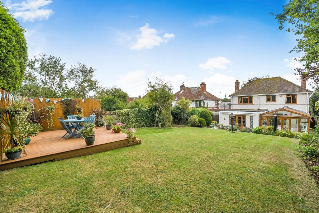 Shaftesbury Road, Wilton, SP2 photo 2