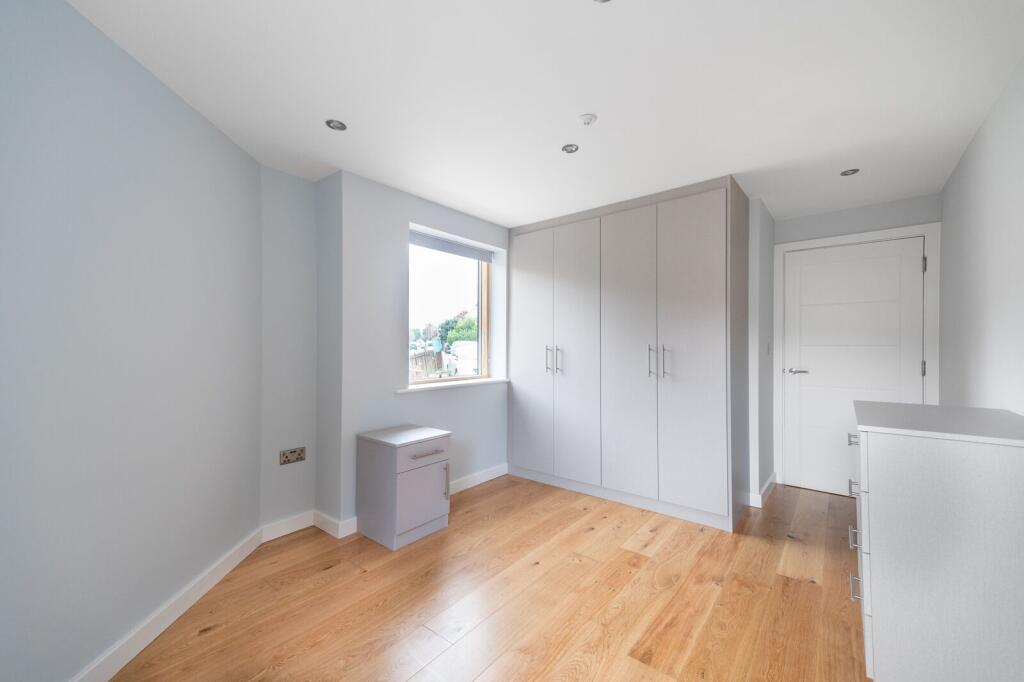 Apartment in London - More