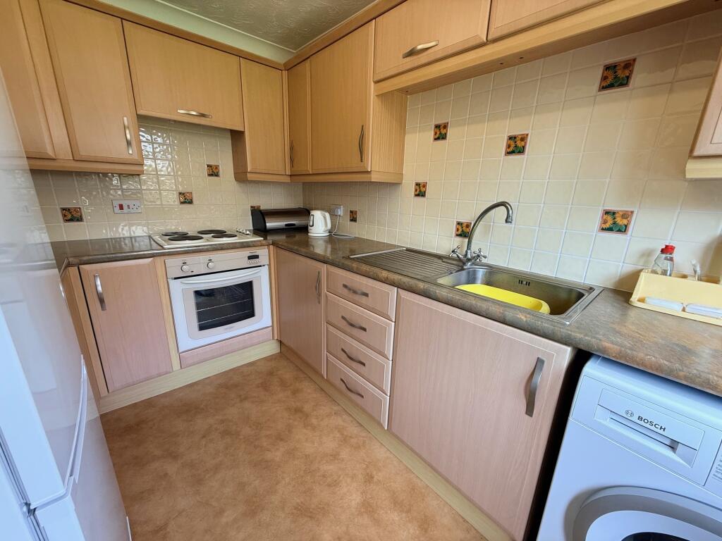 Additional image 5 of Longcroft Road, Yeovil, Somerset, BA21 4RR