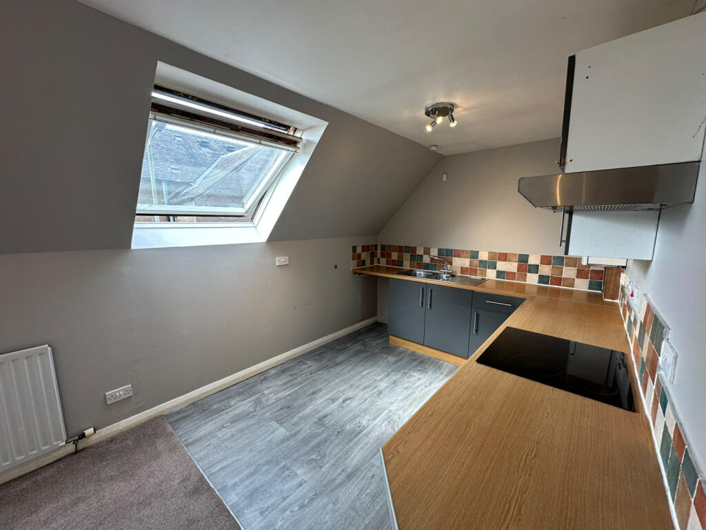 House in Perth - View 5