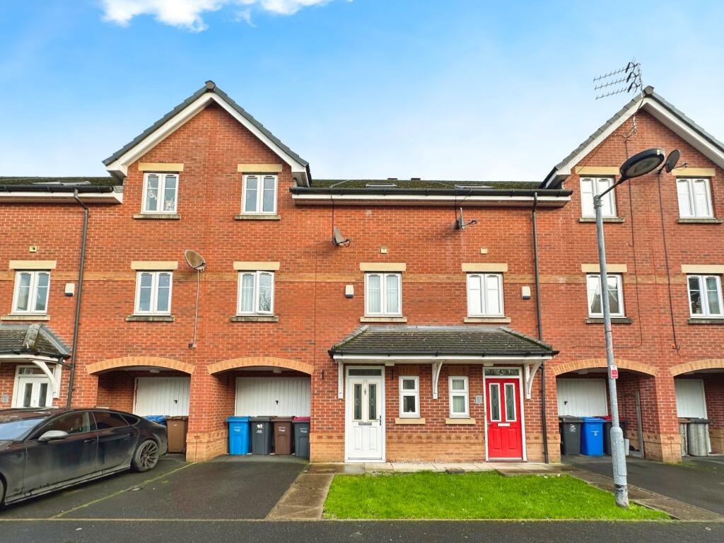 Main image of property: Verdant Lane, Eccles, Manchester, Greater Manchester, M30