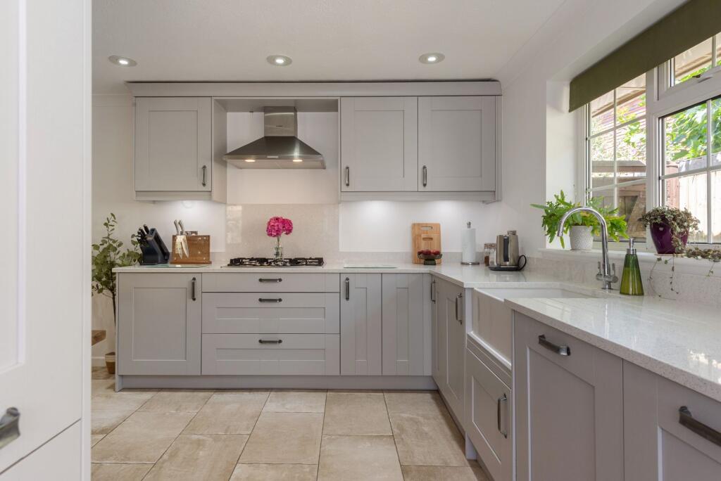 House in Portsmouth - View 5