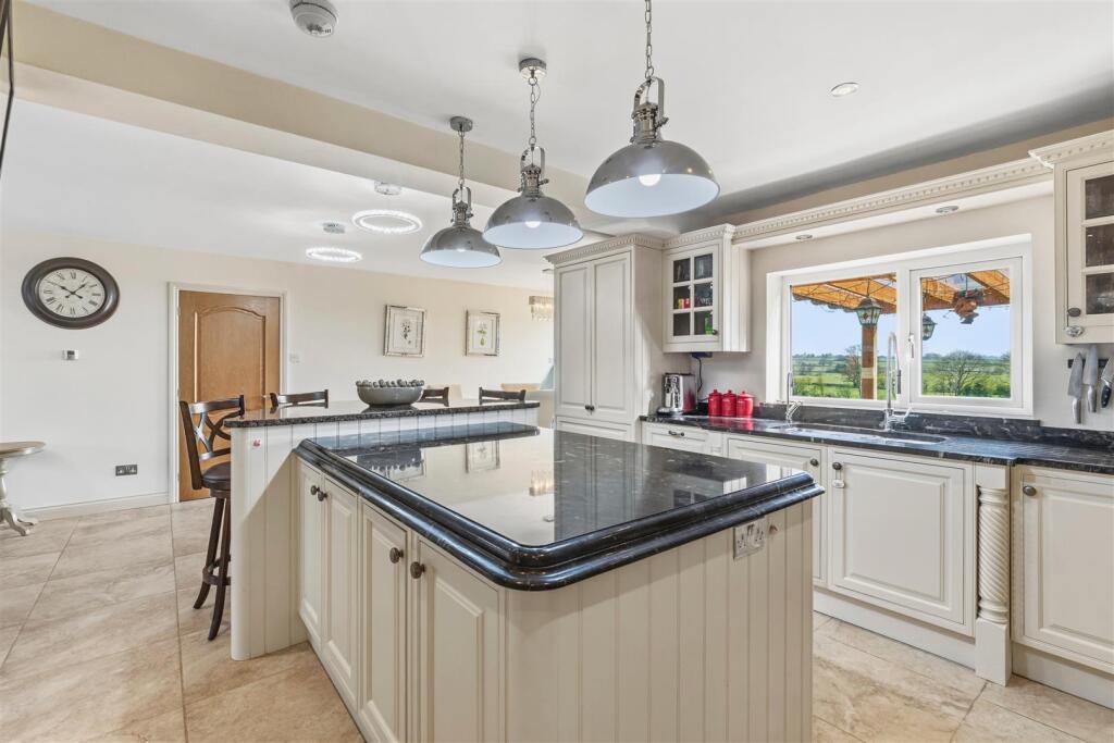 Additional image 10 of Windy Ridge, Wootton Wawen, B95