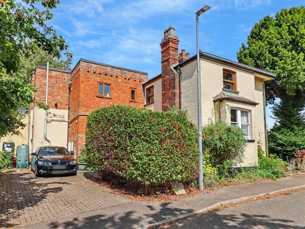Main image of property: The Sidings, Earsham