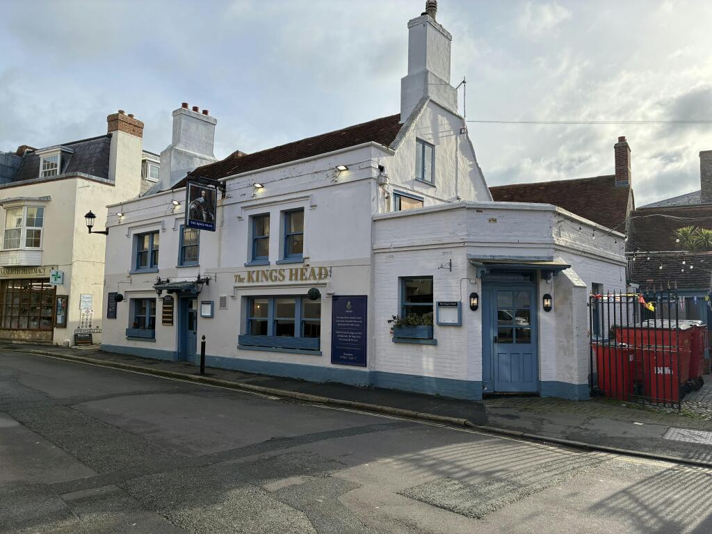 Main image of property: Kings Head, Quay Street, Yarmouth, PO41 0PB