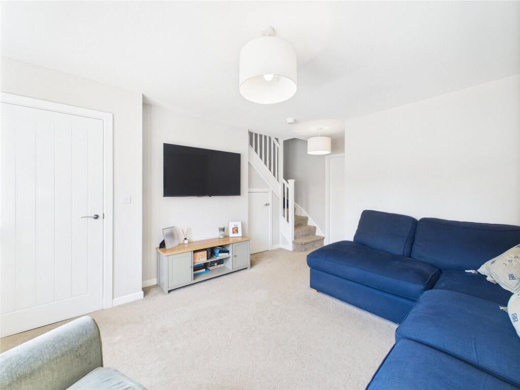 Bluebell Crescent, Brockworth, Gloucester, Gloucestershire, GL3 photo 4