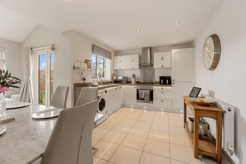 House in Bradford - View 2
